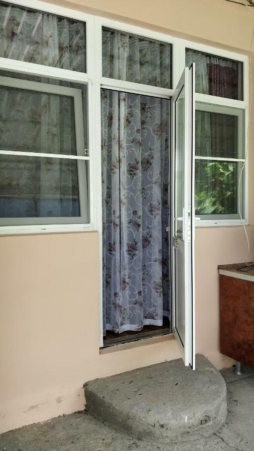 غاغرا Tikhaya Gavan Guest House المظهر الخارجي الصورة