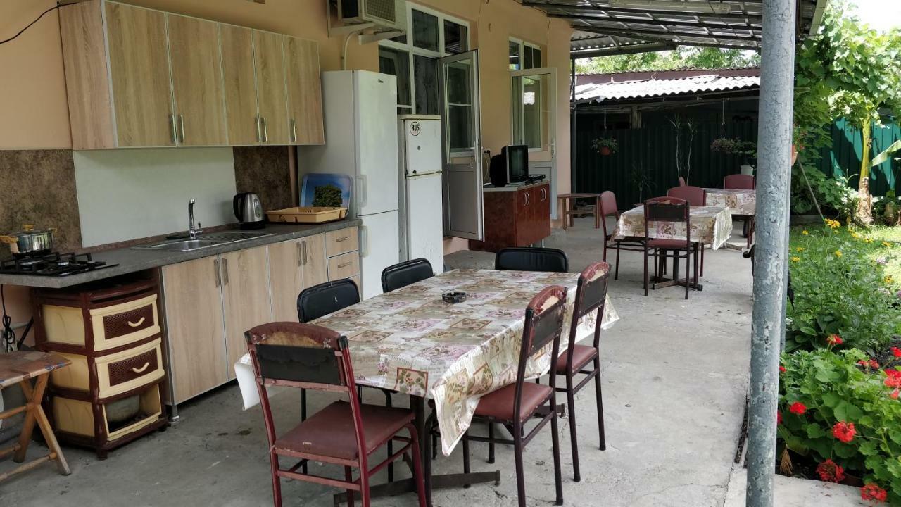 غاغرا Tikhaya Gavan Guest House المظهر الخارجي الصورة